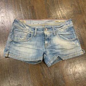 Sz 27 Meltin Pot short shorts